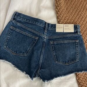 NEW Agolde Parker vintage cut off short